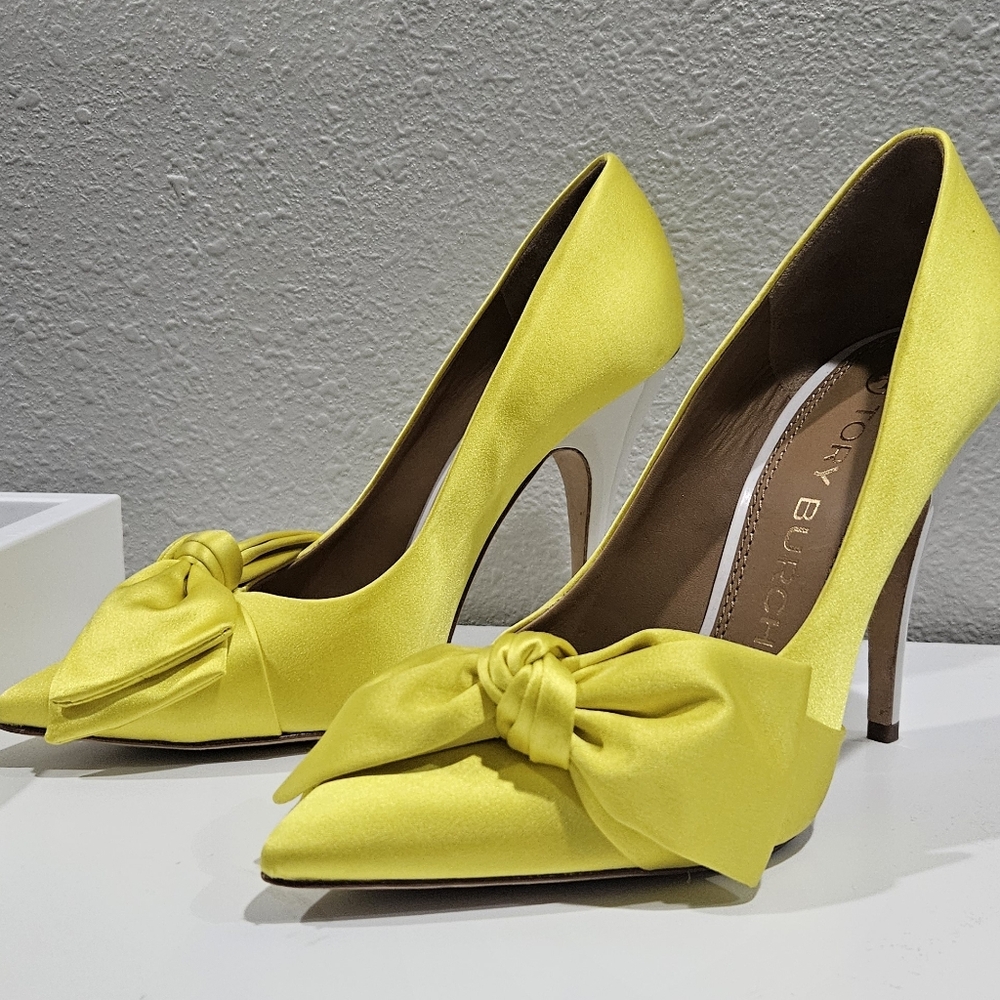 Tory Burch  Satin  Bow Pumps Heels